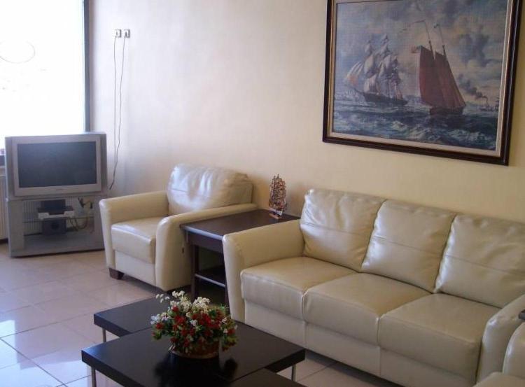Yasar Hotel Sultandağı Esterno foto